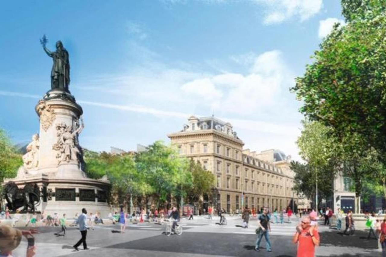 Boulanger - Republique Paris